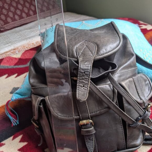 handcrafted in Amsterdam, genuine leather backpack - Picture 3 of 5